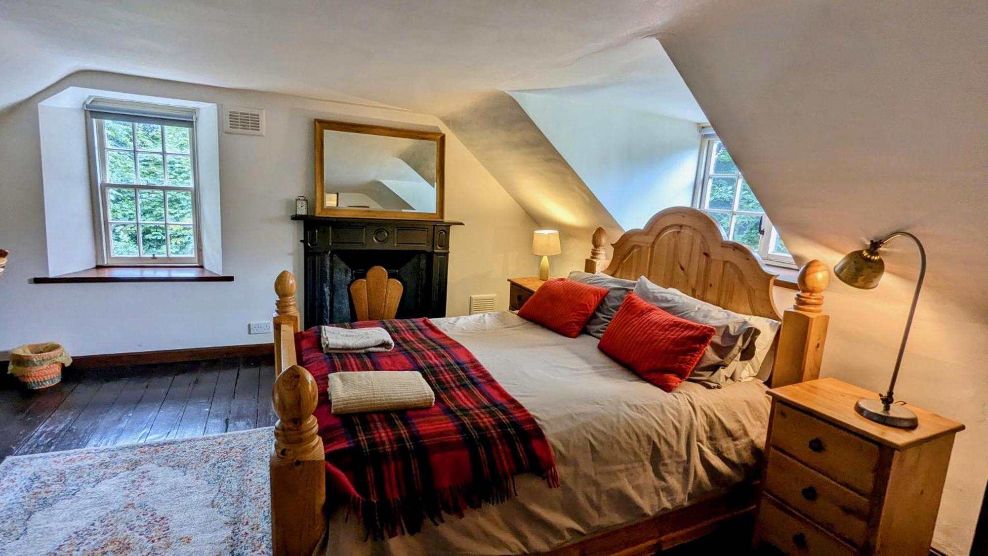 Powis House East Cottage สเตอร์ลิง ภายนอก รูปภาพ